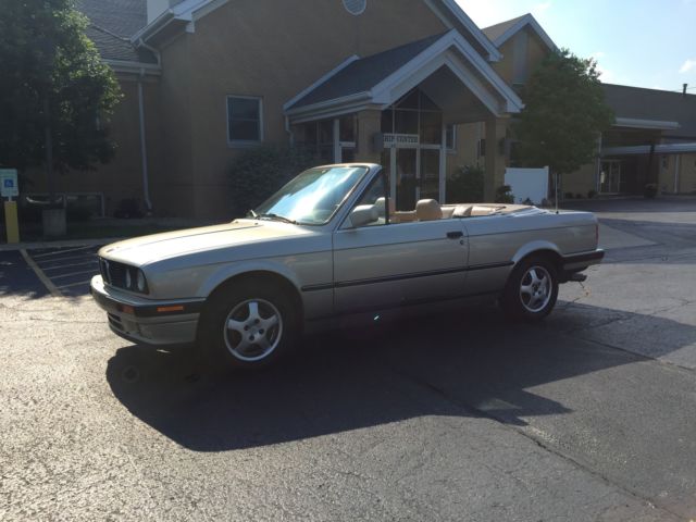 1988 BMW E30 325ic, Convertible, Manual Transmission, LSD 1988 BMW 3-Series