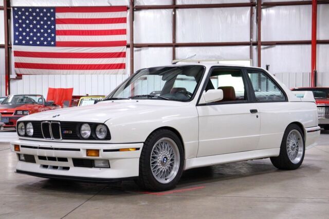 1988 BMW M3 106946 Miles Alpine White 2.3L 4 Cylinder Manual 1988 BMW M3
