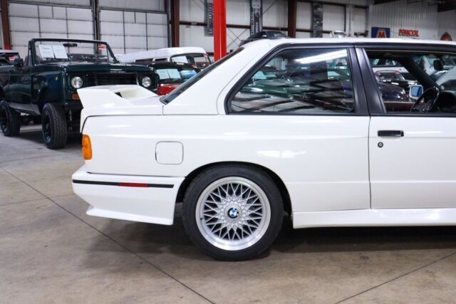 1988 BMW M3 - photo 8