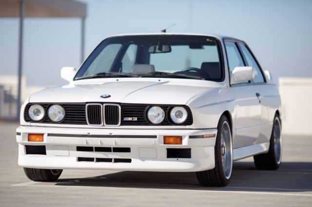 1988 BMW M3 Base Coupe 2-Door 2.3L 1988 BMW M3 Base Coupe 2-Door