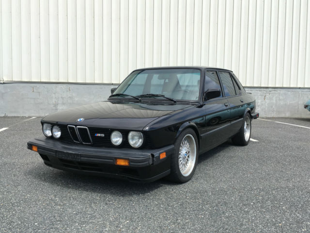 1988 BMW M5 - photo 2