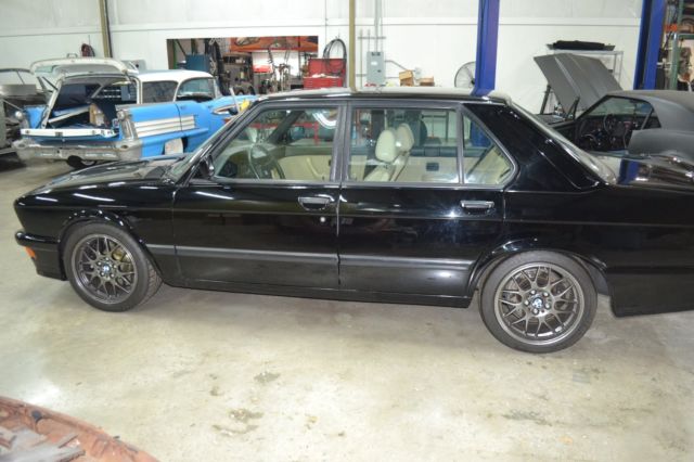 1988 BMW M5 Euro Bumbers - photo 10