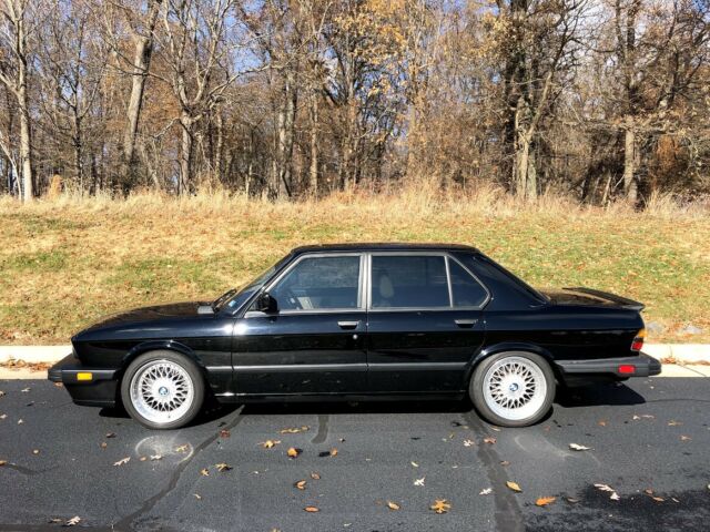 1988 BMW M5 - photo 5