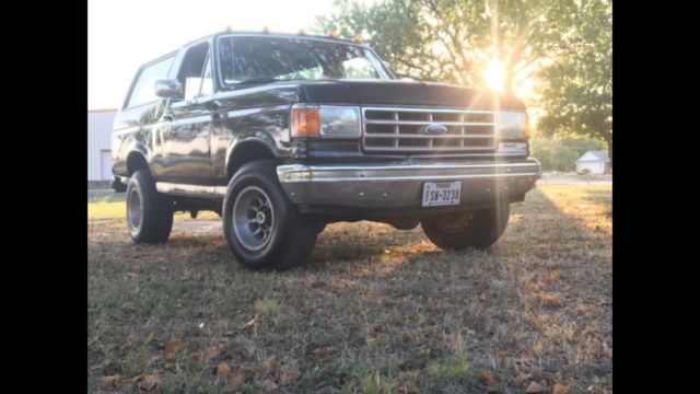 1988 Ford Bronco Custom - photo 3