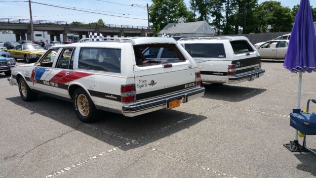 1988 Buick LeSabre Estate Wagons - photo 2