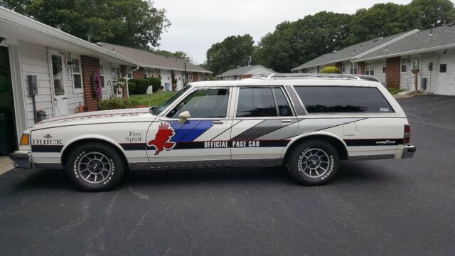 1988 Buick LeSabre STATION WAGON - photo 2