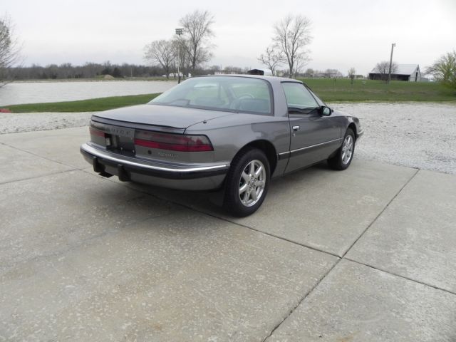 1988 Buick Reatta - photo 4