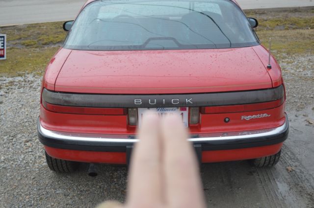 1988 Buick Reatta - photo 2
