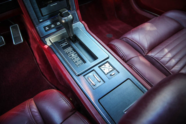 1988 Buick Reatta - photo 10