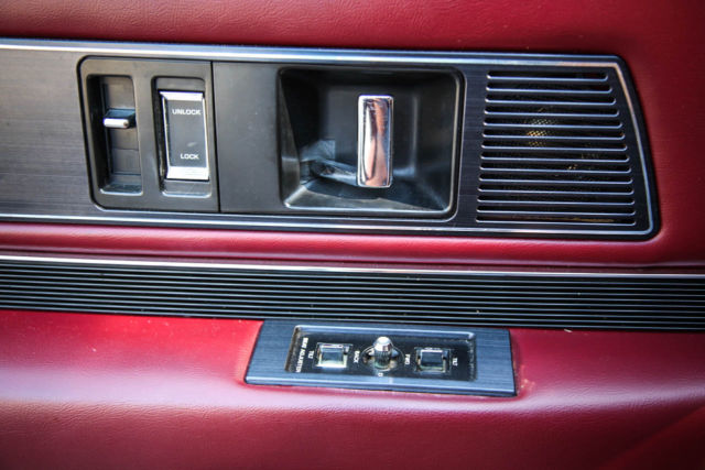 1988 Buick Reatta - photo 8
