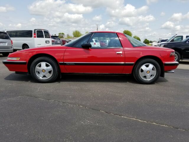 1988 Buick Reatta - photo 2