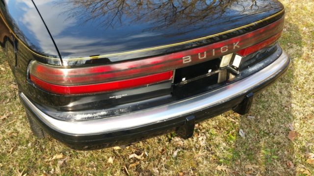 1988 Buick Reatta Black - photo 13