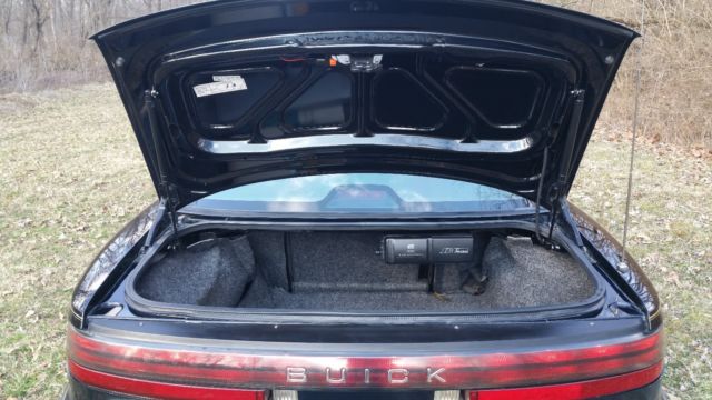 1988 Buick Reatta Black - photo 7