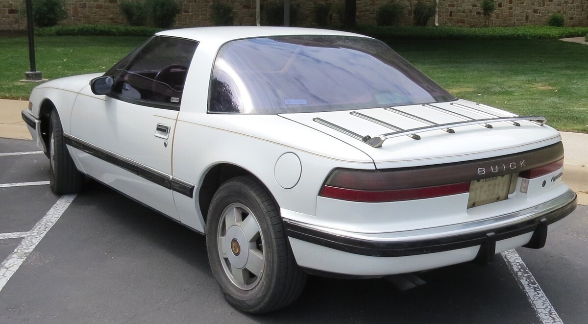 1988 Buick Reatta - photo 10