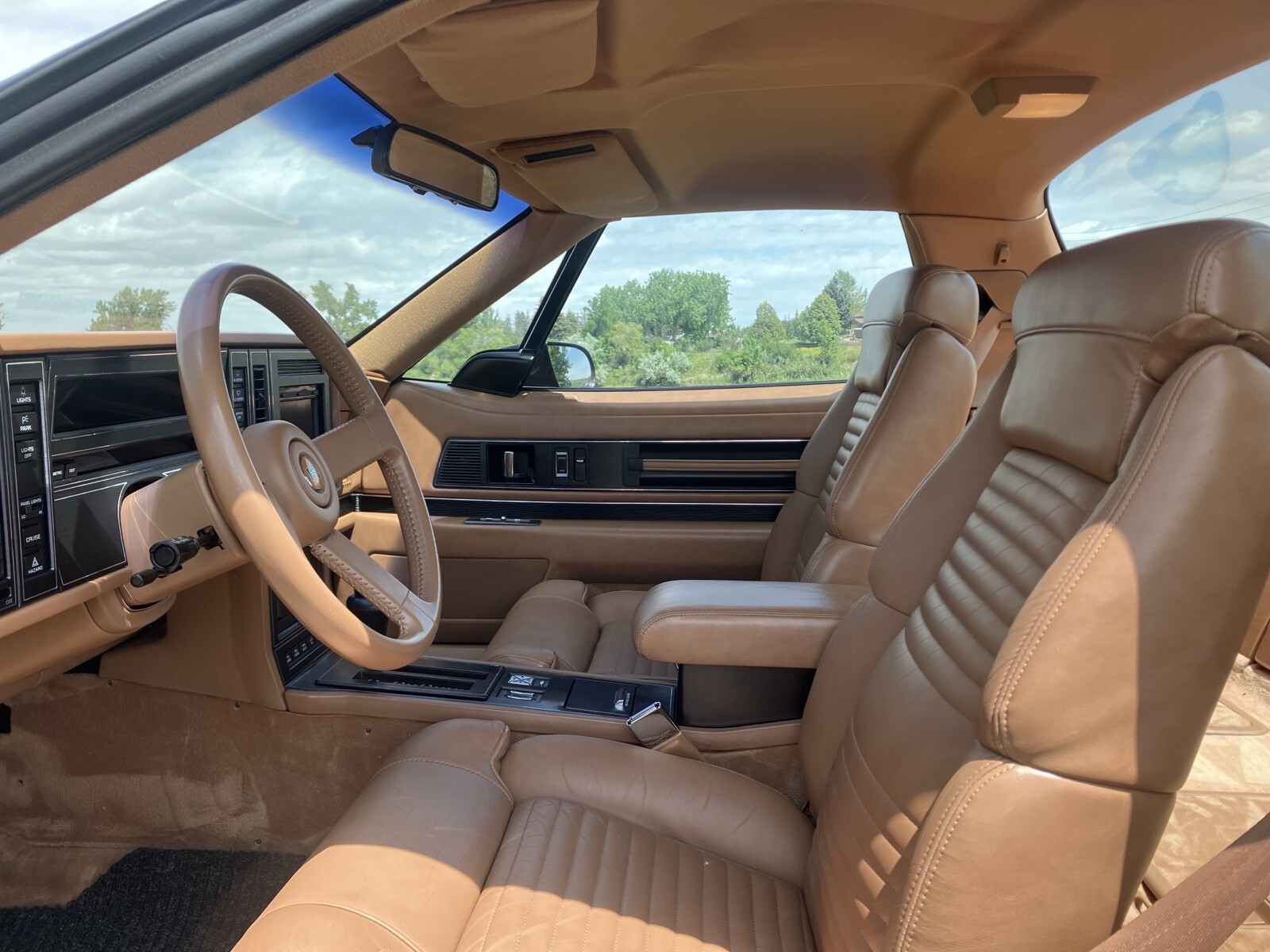 1988 Buick Reatta - photo 10