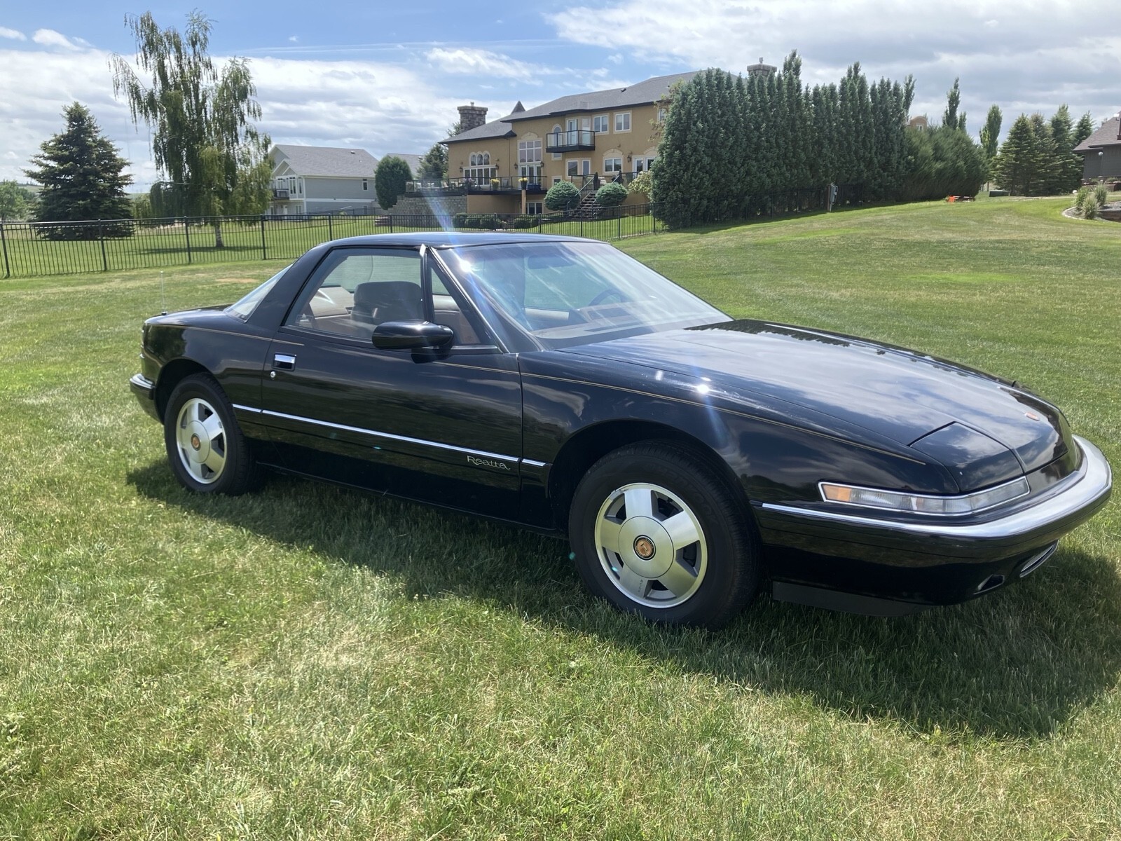 1988 Buick Reatta - photo 2