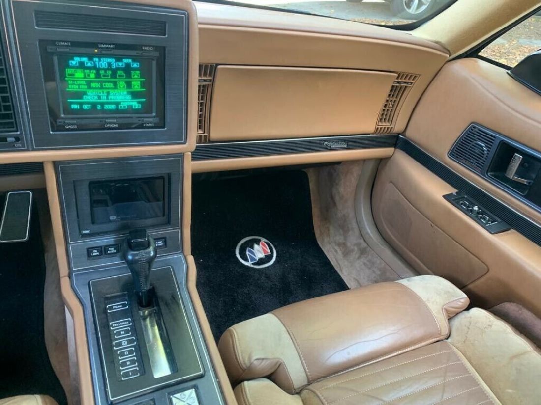 1988 Buick Reatta - photo 13