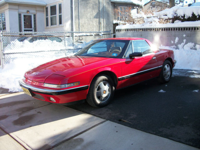 1988 Buick Reatta, less than 69,000 miles great shape 1988 Buick Reatta