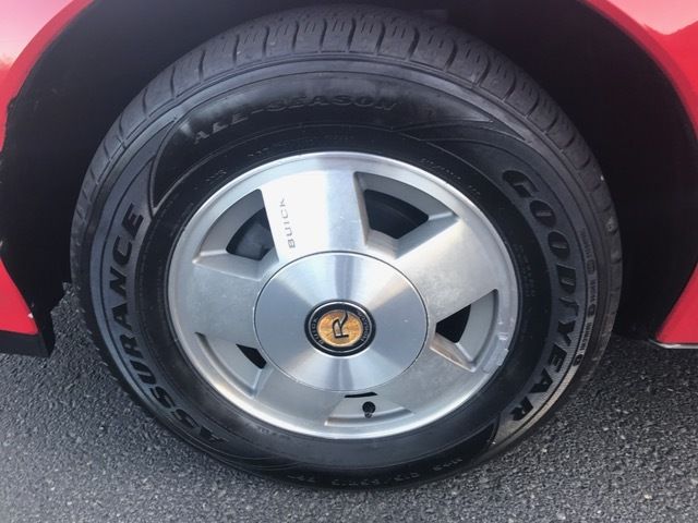 1988 Buick Reatta - photo 6