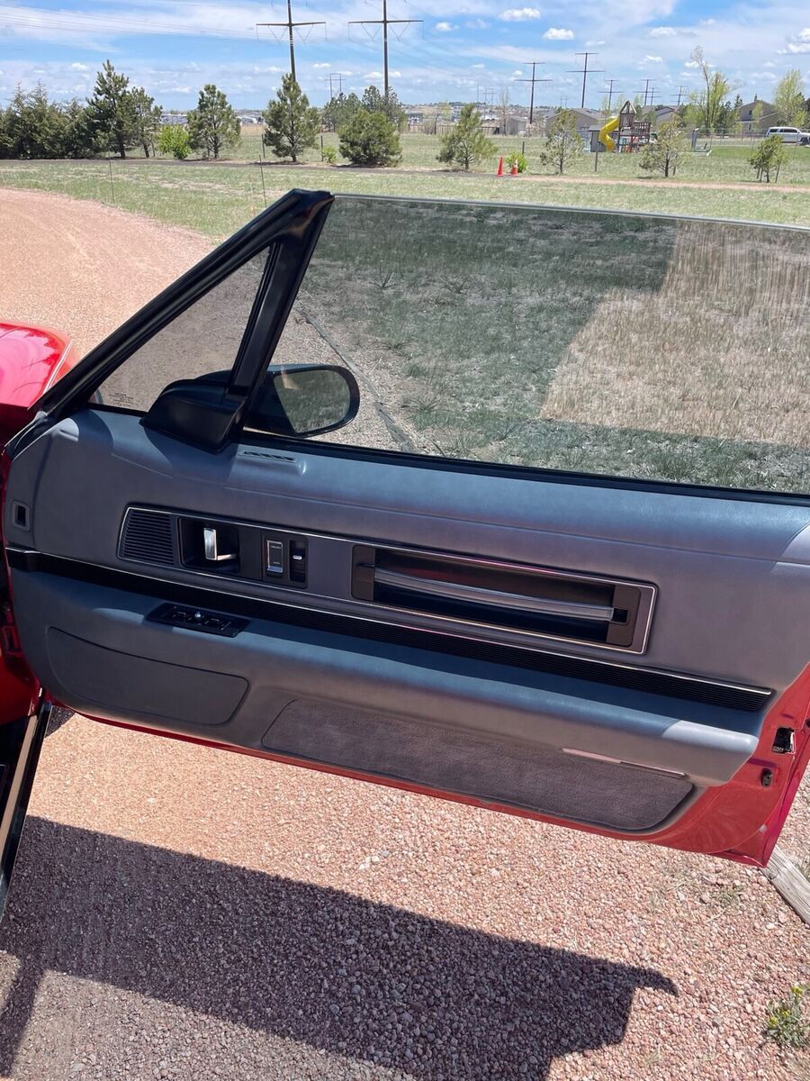 1988 Buick Reatta - photo 10