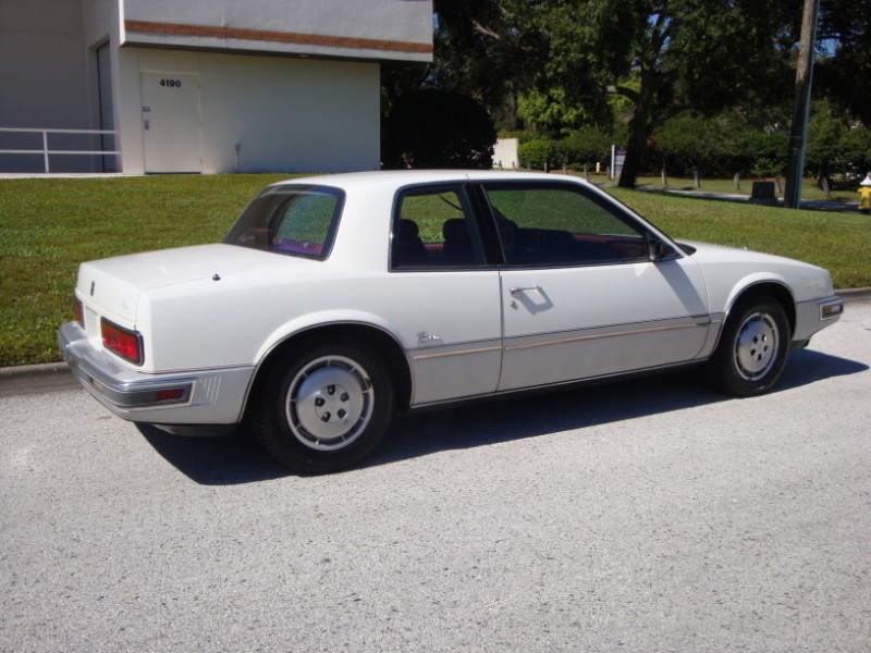 1988 Buick Riviera T-Type - photo 11