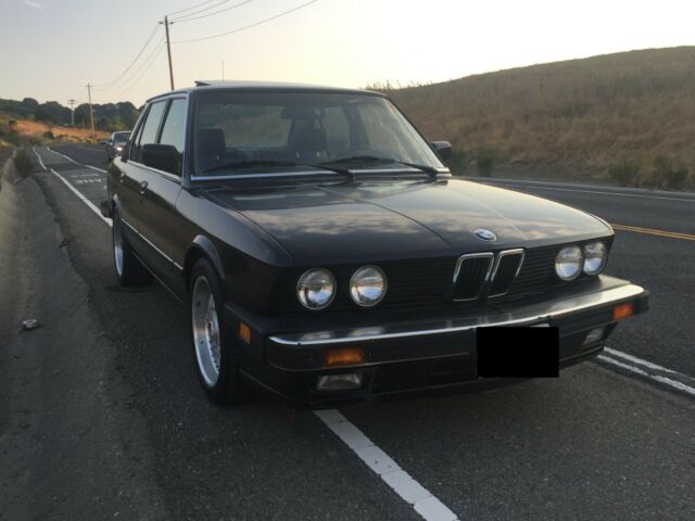 1988 BWM 535is - Amazing car, moving, close to fully restored. 1988 BMW 5-Series