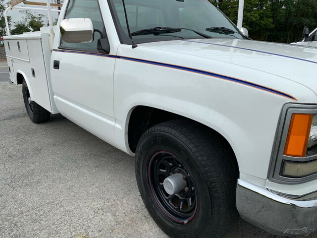 1988 Chevrolet C/K Pickup 2500 C2500 Cheyenne - photo 2