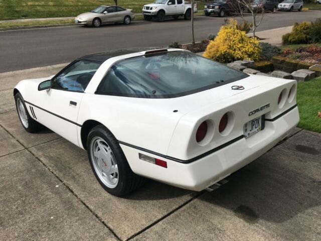 1988 Chevrolet Corvette - photo 2