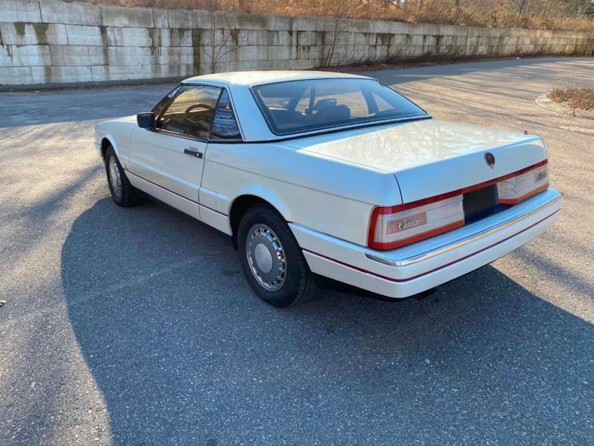 1988 Cadillac Allante Base 2dr Convertible - photo 3