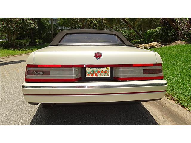 1988 Cadillac Allante CLASSIC CAR - photo 11