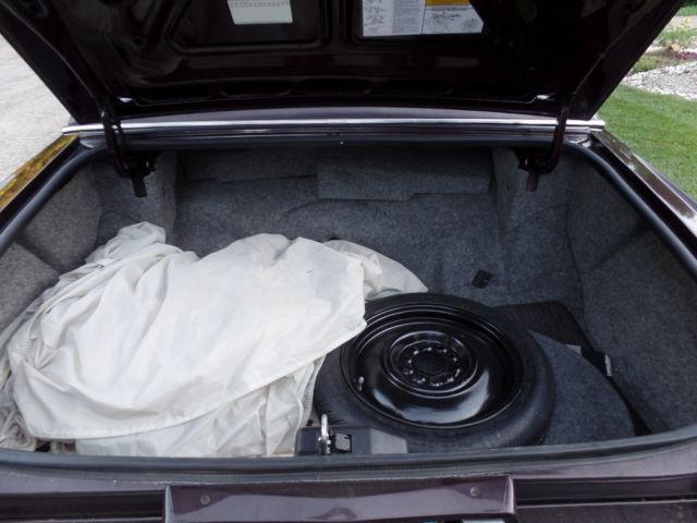 1988 Cadillac Brougham - photo 11