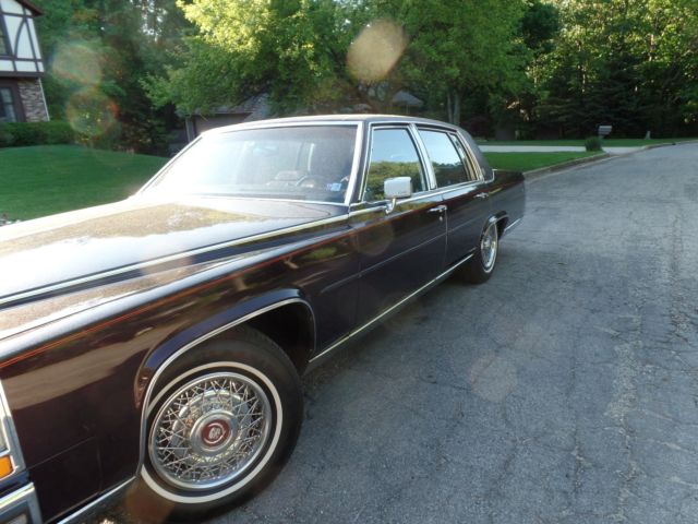 1988 Cadillac Brougham - photo 2