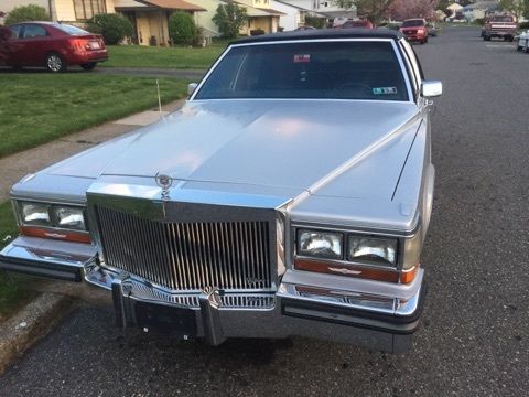 1988 Cadillac Brougham - photo 2