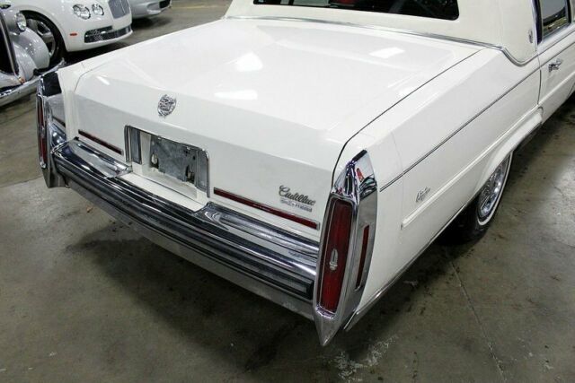 1988 Cadillac Brougham -- - photo 10