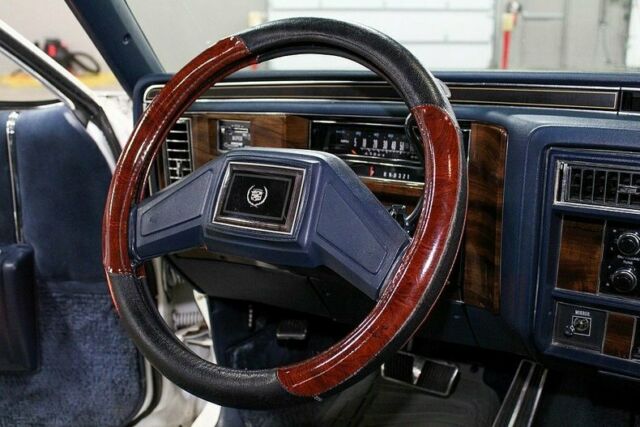 1988 Cadillac Brougham -- - photo 11