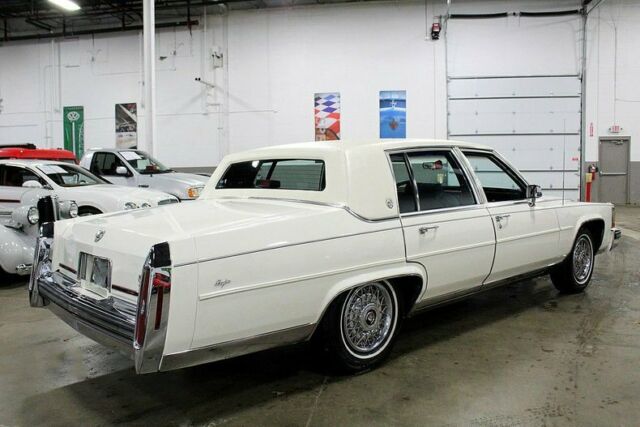 1988 Cadillac Brougham -- - photo 5