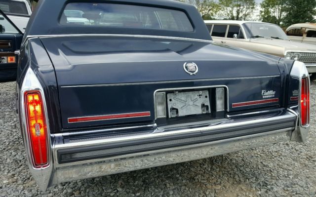 1988 Cadillac Brougham - photo 12