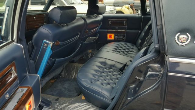1988 Cadillac Brougham - photo 13