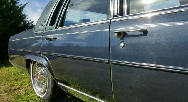 1988 Cadillac Brougham - photo 7