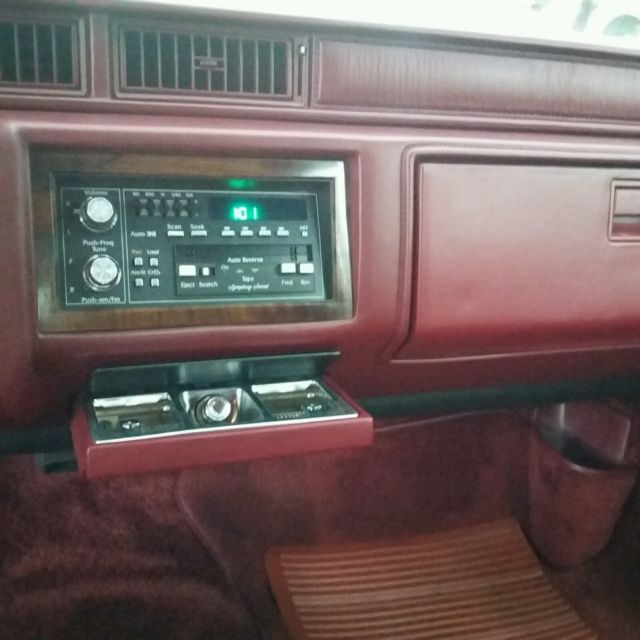 1988 Cadillac DeVille - photo 5