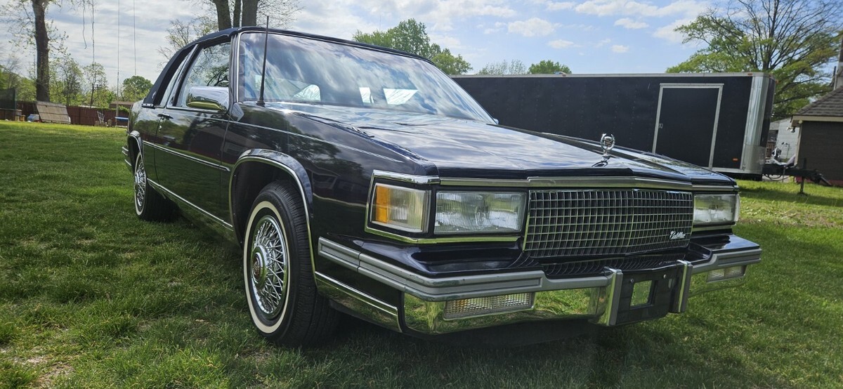1988 Cadillac Coupe Deville - photo 10