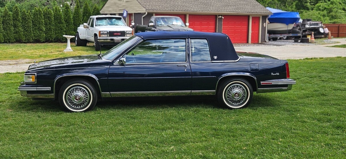 1988 Cadillac Coupe Deville - photo 2