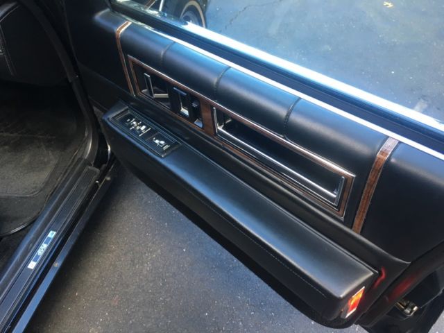 1988 Cadillac DeVille - photo 13
