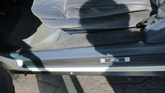 1988 Cadillac DeVille Couronne Edition - photo 13