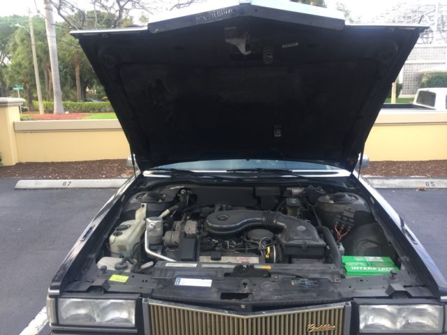 1988 Cadillac DeVille Sedan - photo 10