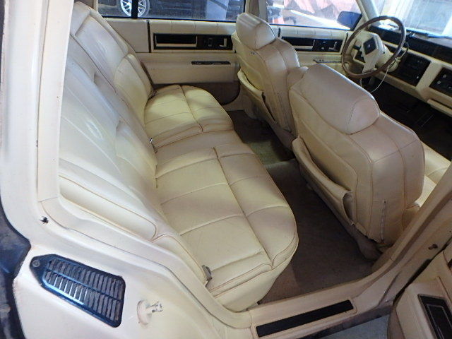 1988 Cadillac DeVille - photo 5