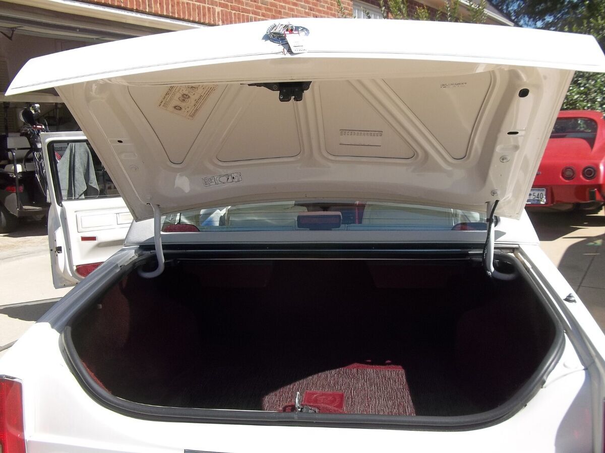 1988 Cadillac Eldorado - photo 12