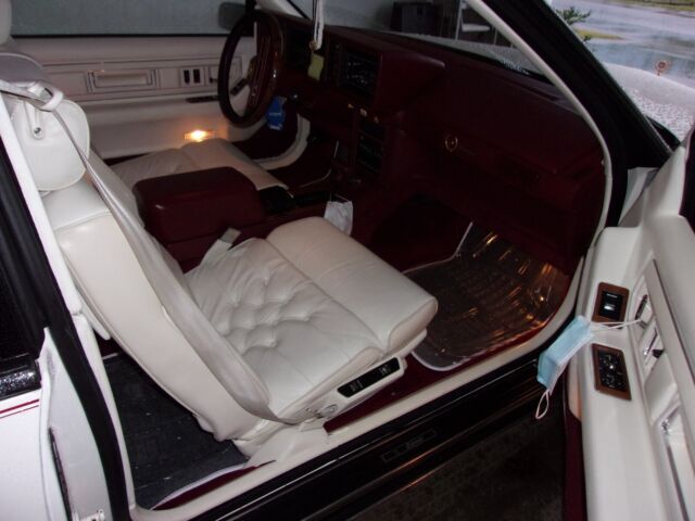 1988 Cadillac Eldorado TRIPLE WHITE/ RED - photo 13