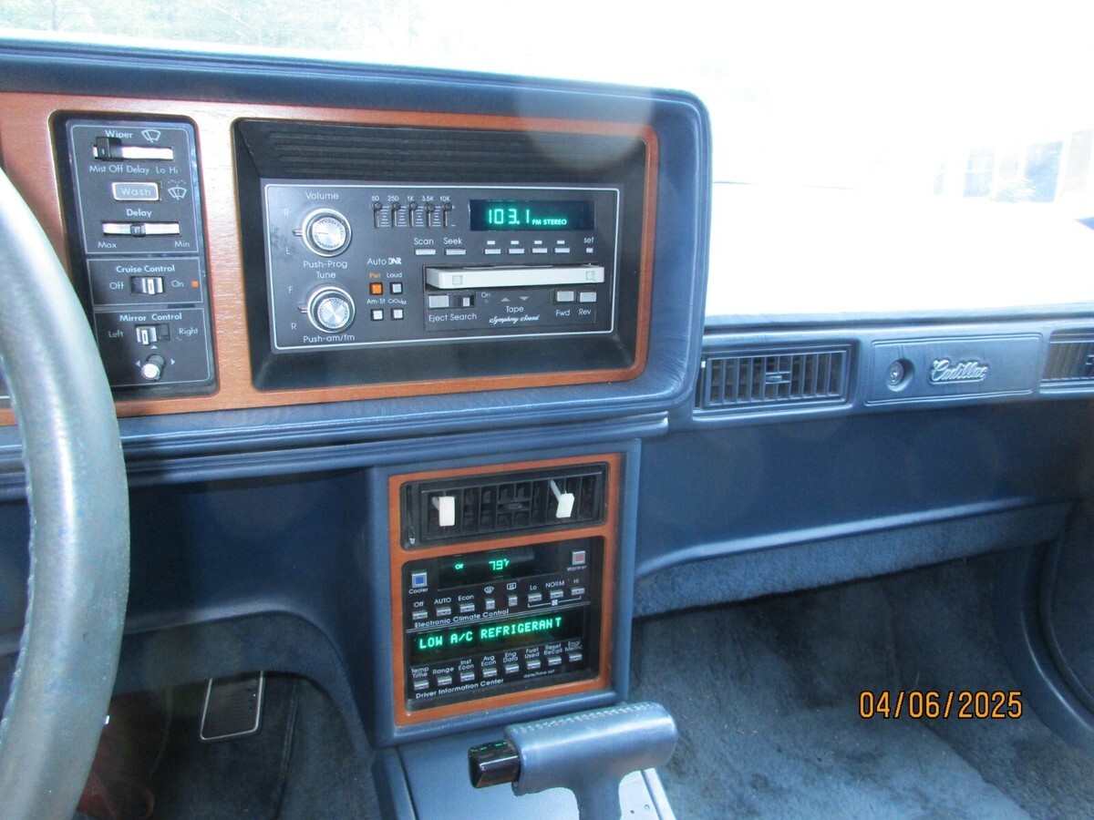 1988 Cadillac Eldorado - photo 11
