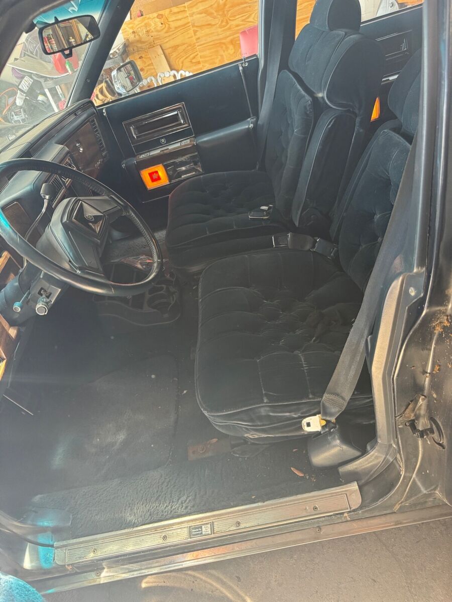 1988 Cadillac Fleetwood BROUGHAM - photo 11